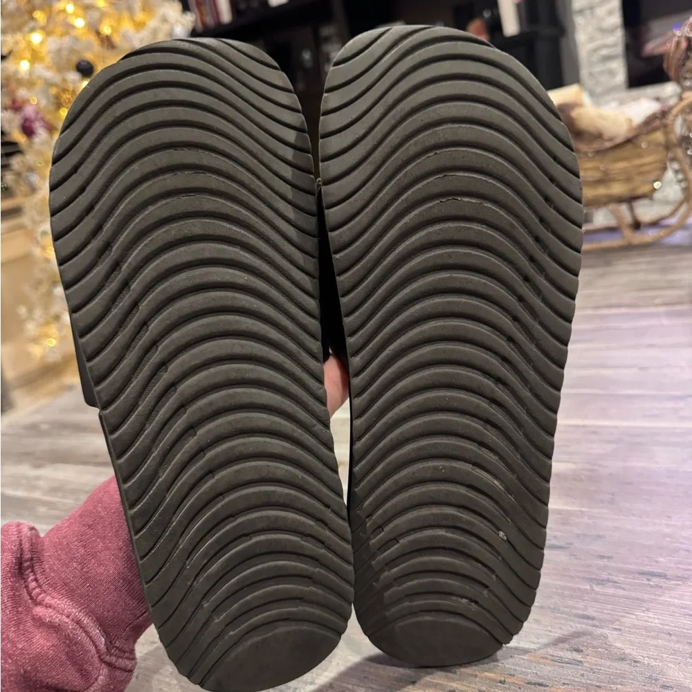 Nike Black Kawa Slide Sandals - Picture 3 of 4